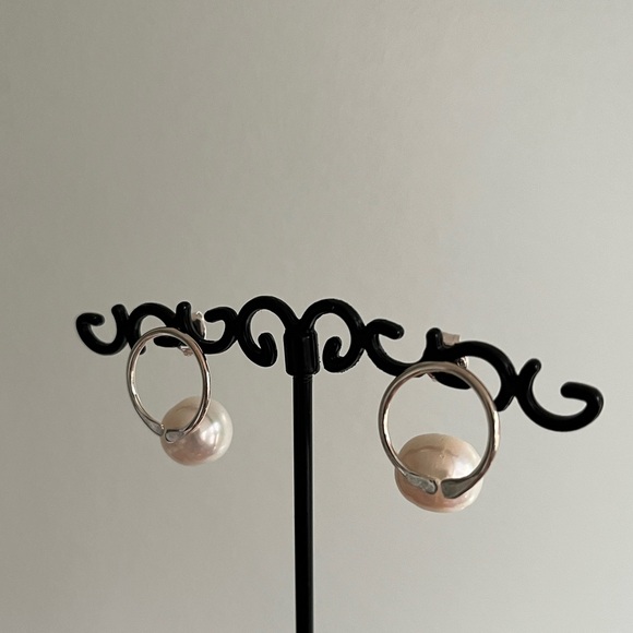 Jewelry - Sterling Silver Pearl Post Earrings